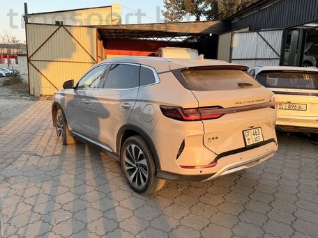 BYD Song Plus, 2024 — 照片 4