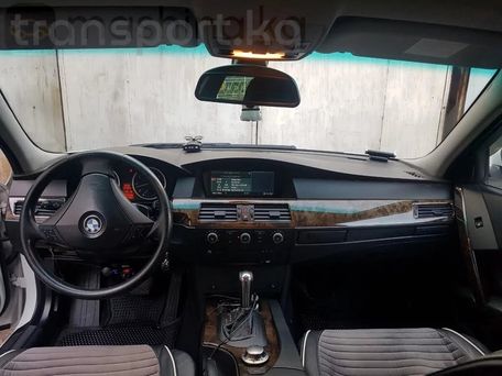 BMW 5 серии, 2004 — 照片 8
