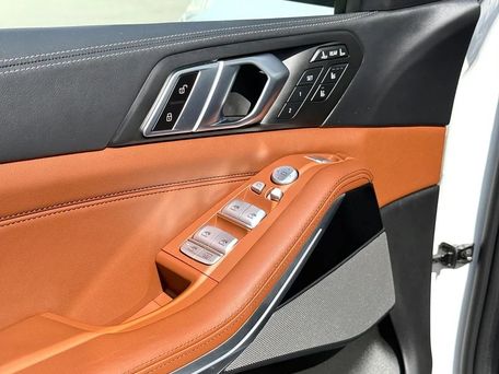 BMW X7, 2023 — фото 9