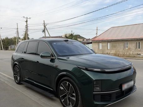 Li Auto (Lixiang) L9, 2025 — 照片 1