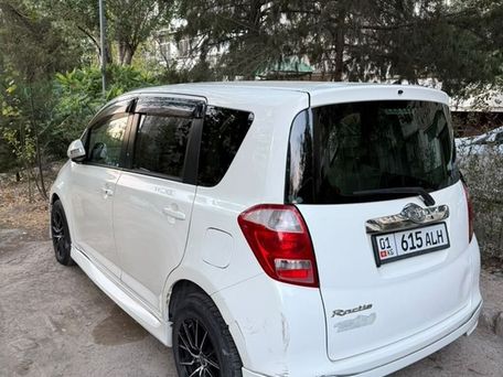 Toyota Ractis, 2005 — сүрөт 3