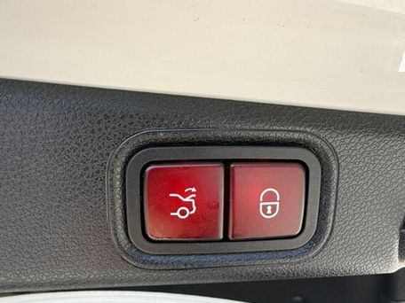 Mercedes-Benz E-Класс, 2022 — photo 10