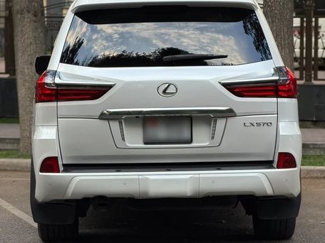 Lexus LX, 2021 — фото 10
