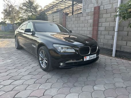 BMW 7 серии, 2009 — 照片 1