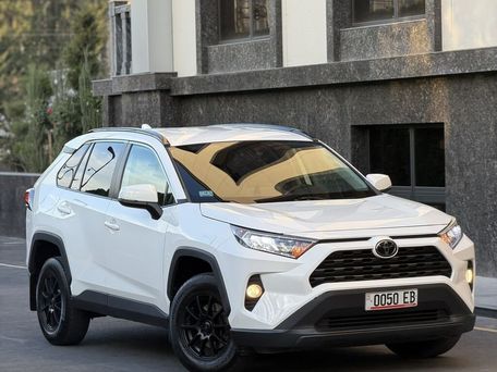 Toyota RAV4, 2020 — фото 3