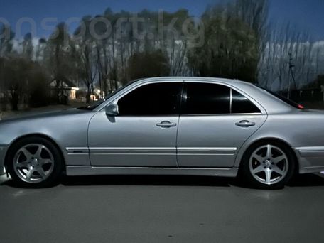 Mercedes-Benz E-Class, 2000 — photo 2