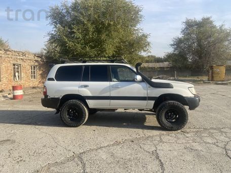 Toyota Land Cruiser, 1998 — 照片 1