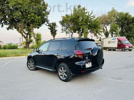 Toyota RAV4, 2008