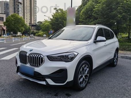 BMW X1, 2022 — фото 1