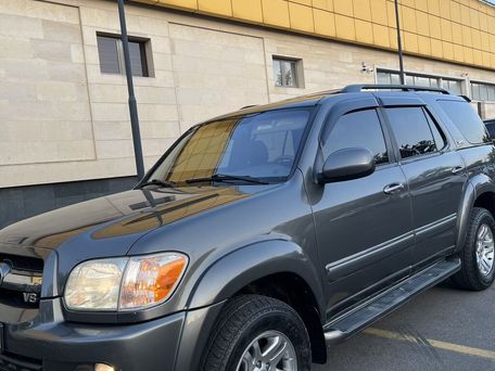 Toyota Sequoia, 2005 — photo 7