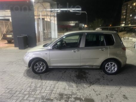 Mazda Demio, 2003 — 照片 7