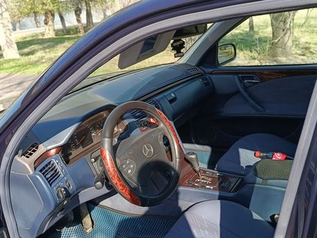 Mercedes-Benz E-Класс, 2002 — photo 9