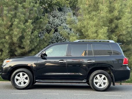 Lexus LX, 2011 — 照片 2