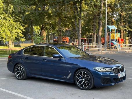 BMW 5 серии, 2020 — фото 2