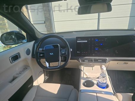 Li Auto (Lixiang) L9, 2023 — photo 6
