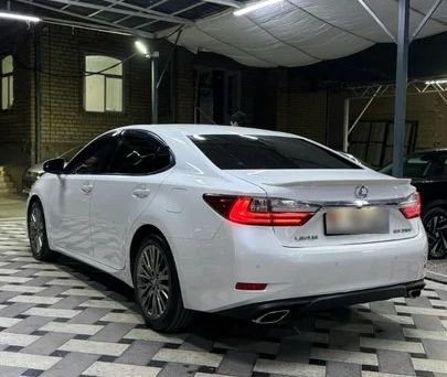 Lexus ES, 2018 — 照片 8