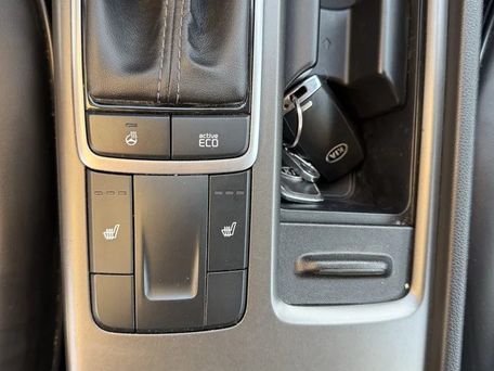 Kia K5, 2018 — photo 9