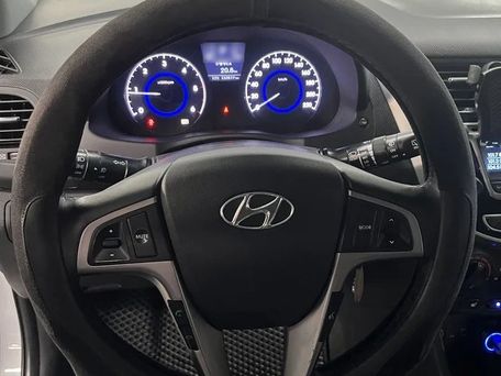 Hyundai Accent, 2017 — photo 10