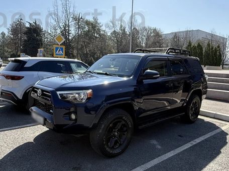 Toyota 4Runner, 2020 — фото 2