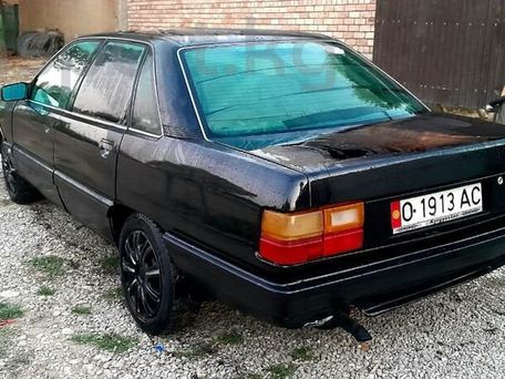 Audi 100, 1988 — photo 1