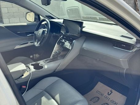 Toyota Venza, 2021 — photo 10
