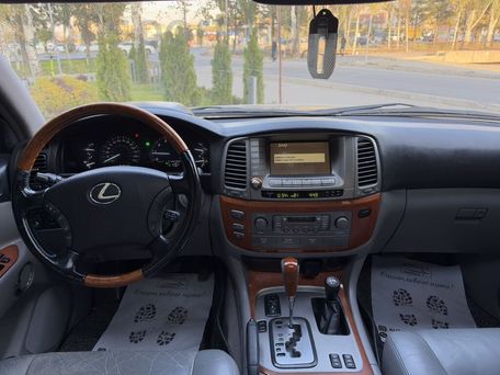 Lexus LX, 2004 — photo 11