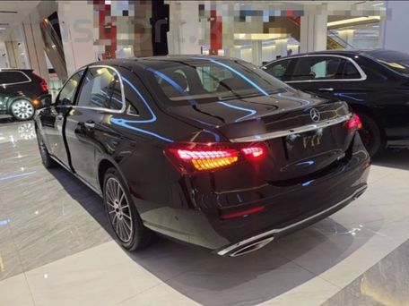 Mercedes-Benz E-Класс, 2022 — фото 4