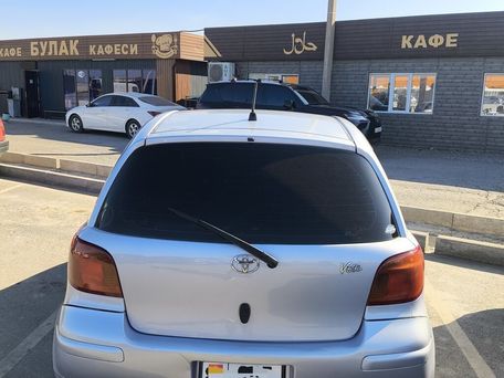 Toyota Vitz, 2003 — сүрөт 2