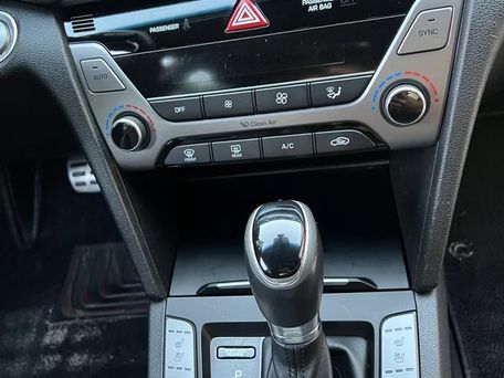 Hyundai Avante, 2018 — сүрөт 8
