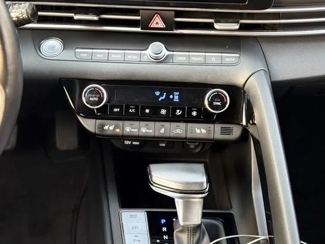 Hyundai Avante, 2022 — photo 11