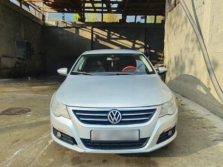 Volkswagen Passat, 2011 — 照片 1