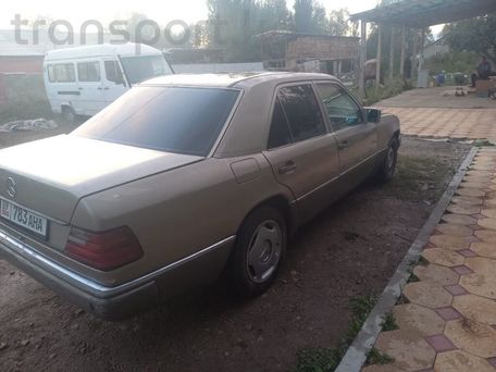 Mercedes-Benz E-Класс, 1990 — 照片 6