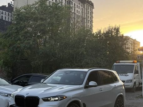BMW X5, 2023
