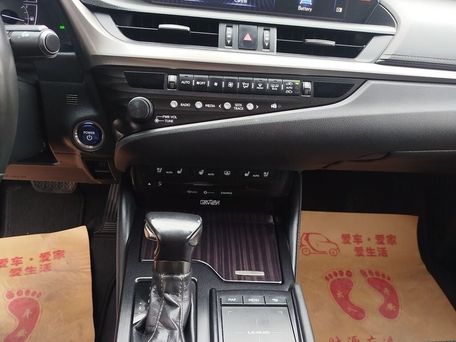 Lexus ES, 2020 — сүрөт 11