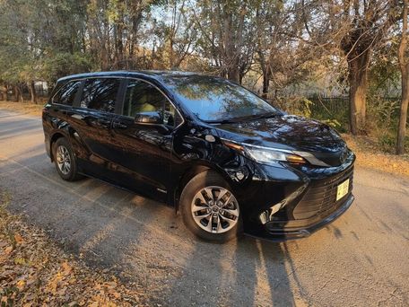 Toyota Sienna, 2021 — photo 3