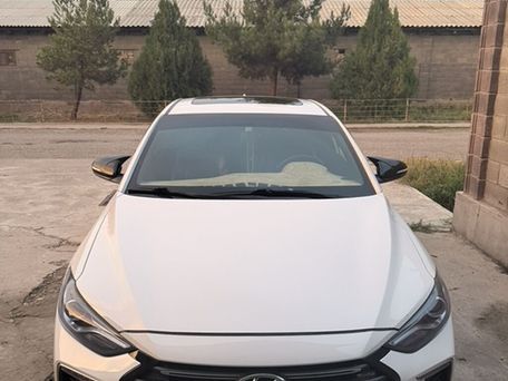 Hyundai Avante, 2018 — 照片 4
