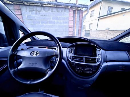 Toyota Previa, 2002 — photo 11