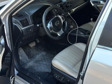 Lexus CT, 2012 — photo 4