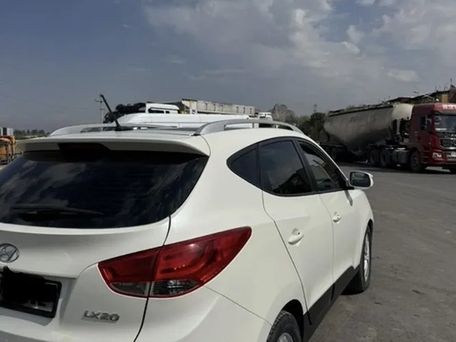 Hyundai Tucson, 2011 — photo 4