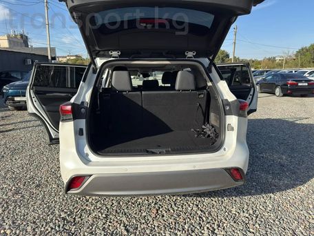 Toyota Highlander, 2023 — photo 10