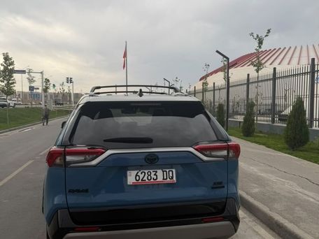 Toyota RAV4, 2022 — сүрөт 5