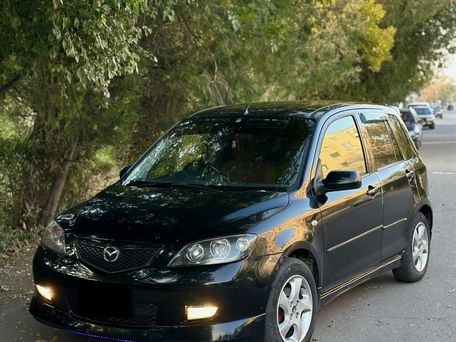 Mazda Demio, 2002 — 照片 1