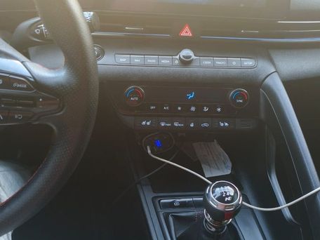 Hyundai Elantra, 2020 — сүрөт 20