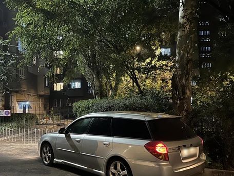 Subaru Legacy, 2004 — 照片 2