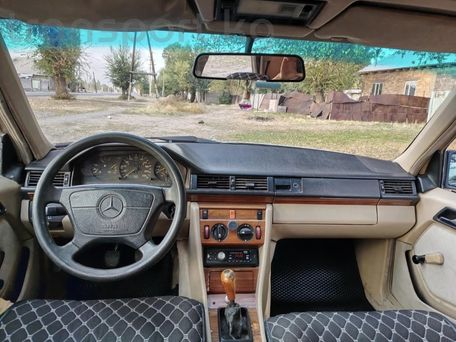Mercedes-Benz W124, 1993 — 照片 6
