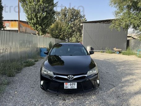Toyota Camry, 2016