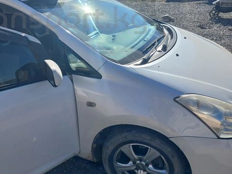 Toyota Wish, 2003 — photo 7