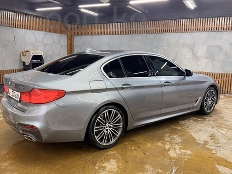 BMW 5 Series, 2019 — photo 4