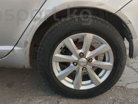 Toyota Vitz, 1999 — 照片 20