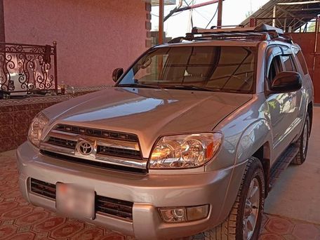 Toyota 4Runner, 2005 — фото 1